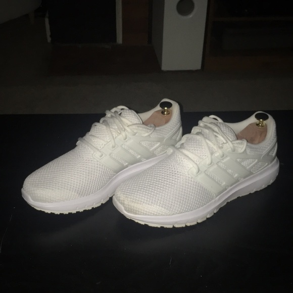 le adidas cloudfoam athleisure poshmark le adidas cloudfoam athleisure poshmark